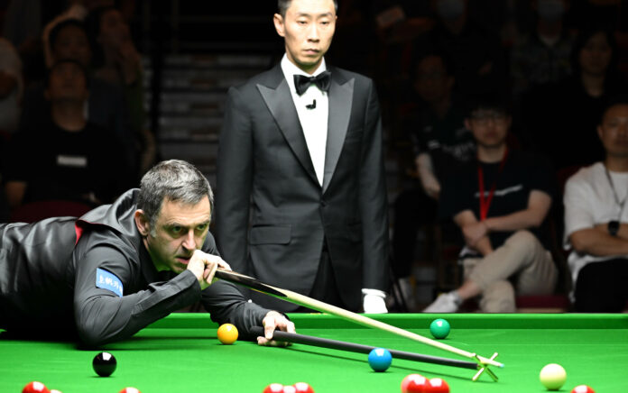 Snooker Hong Kong: Ronnie O'Sullivan and Judd Trump